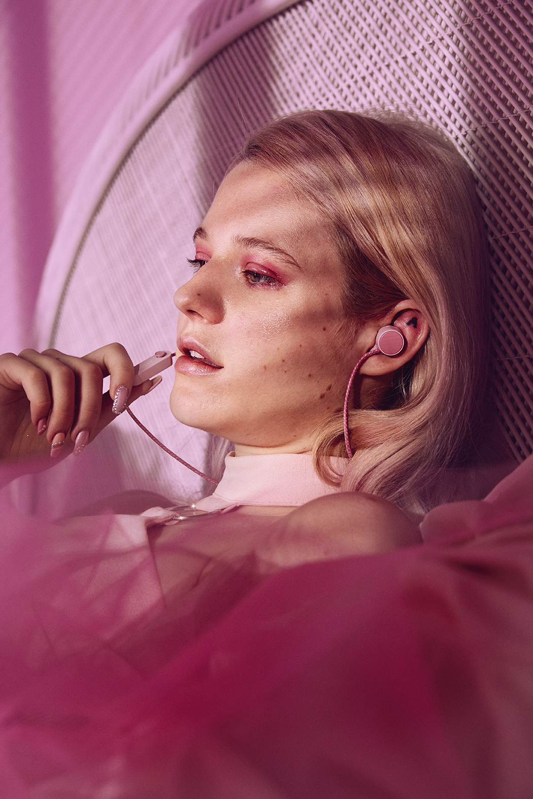 Urbanears_Pink_collection_by_Arvida_Bystrom_Jakan_01